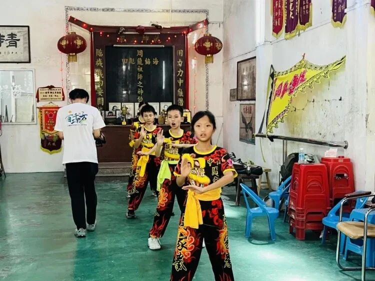 图片 9 图片 9