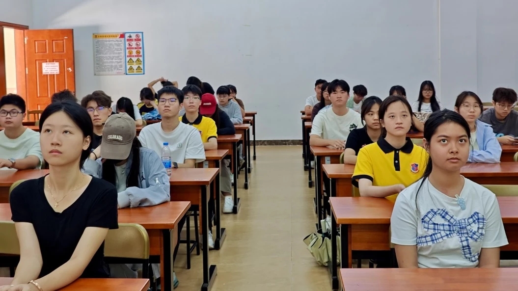 Image1 Image1