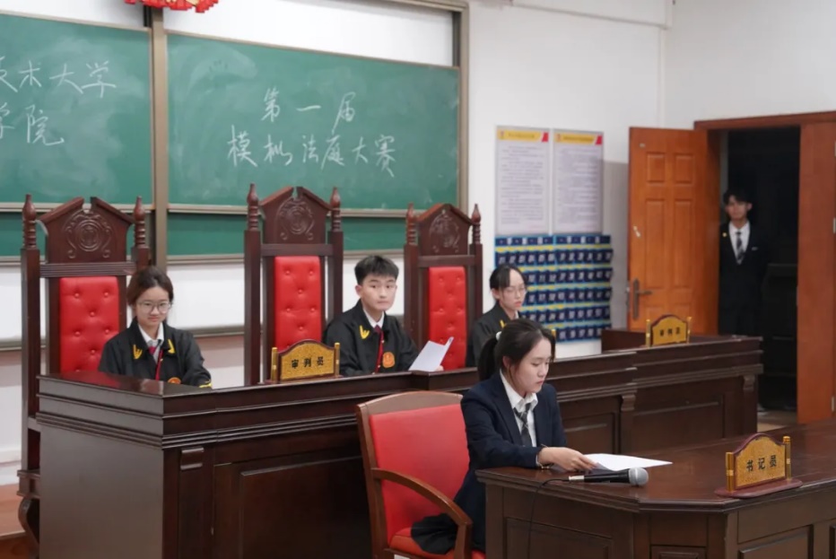 图片 1 图片 1
