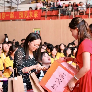 图片 30 图片 30