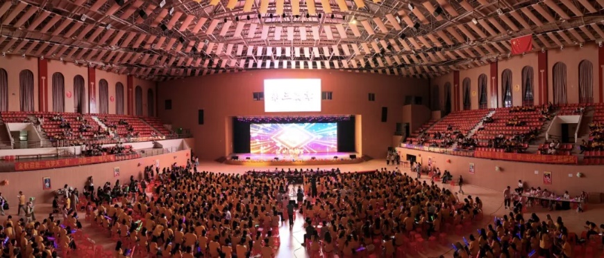 图片 2 图片 2
