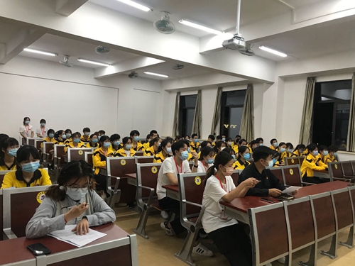 会议现场.jpg