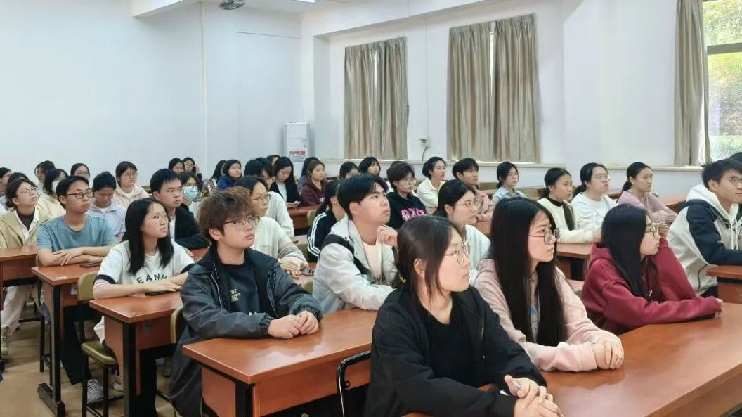 图片 2 图片 2