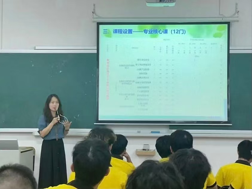 369cb880f8915b1369ca17d1c53dc79e 369cb880f8915b1369ca17d1c53dc79e