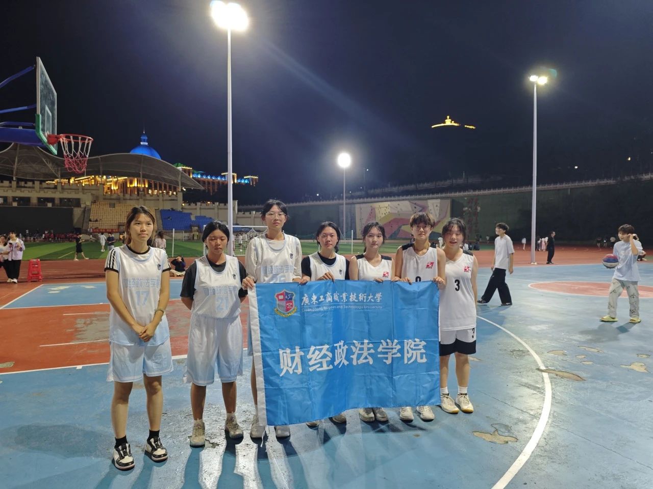 图片 8 图片 8