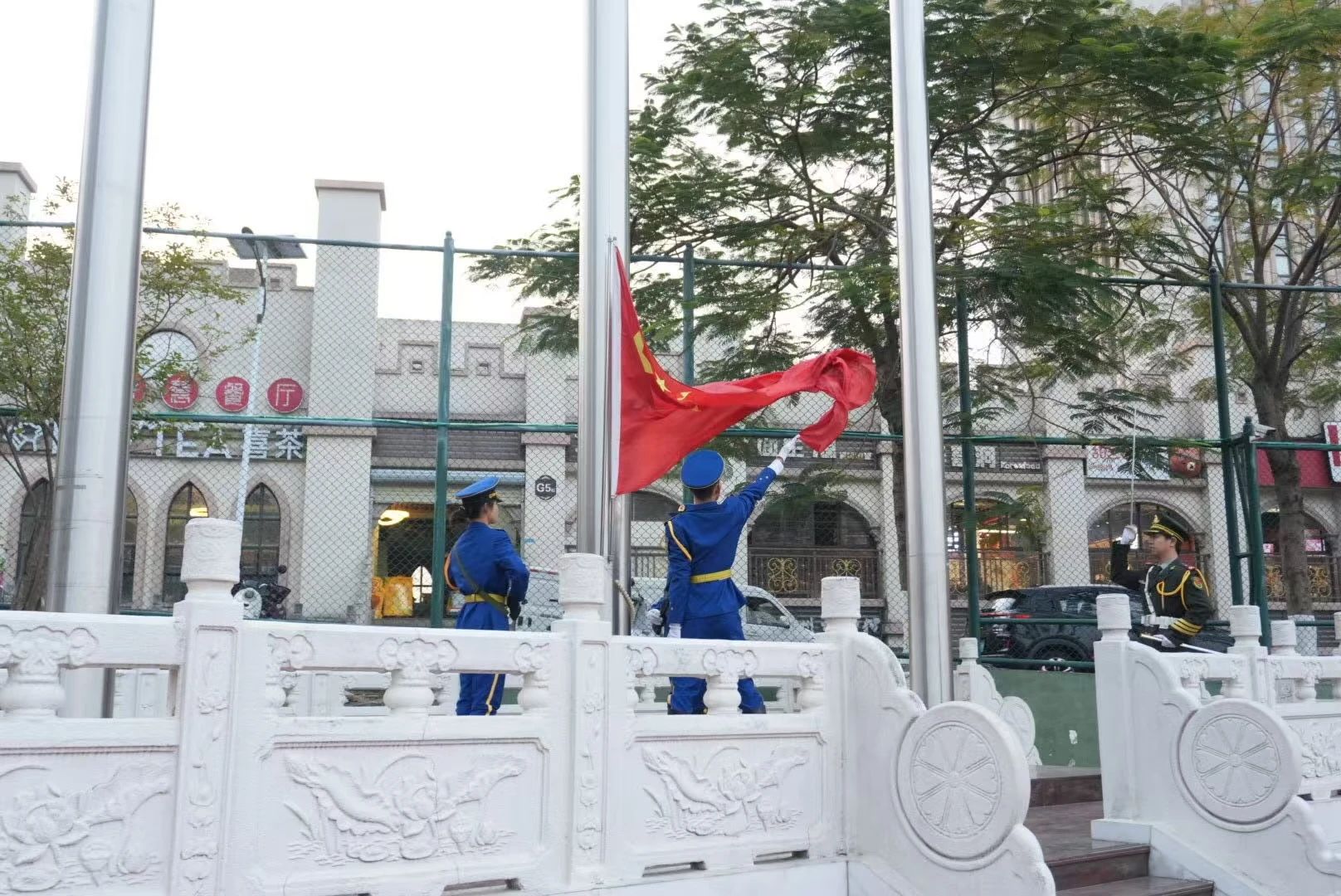 图片 4 图片 4
