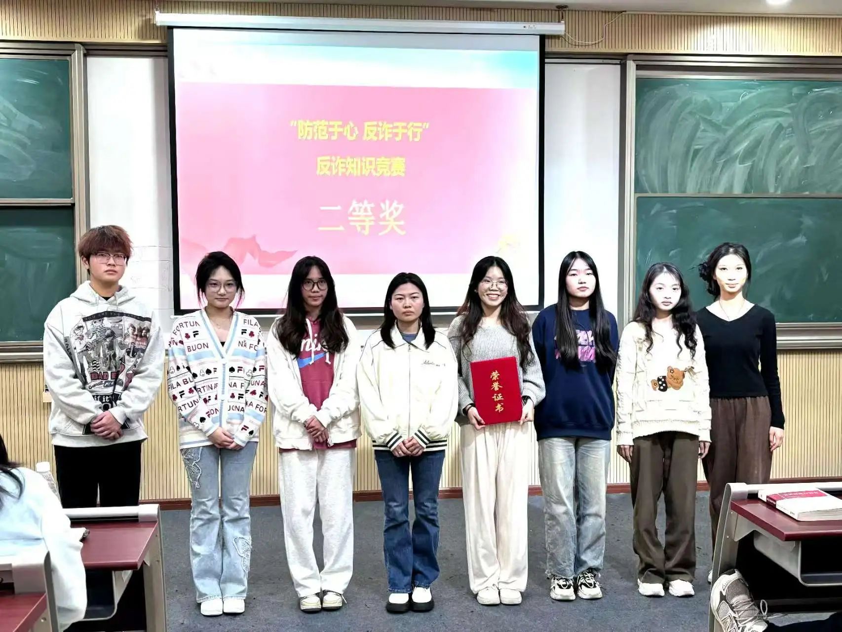 图片 5 图片 5