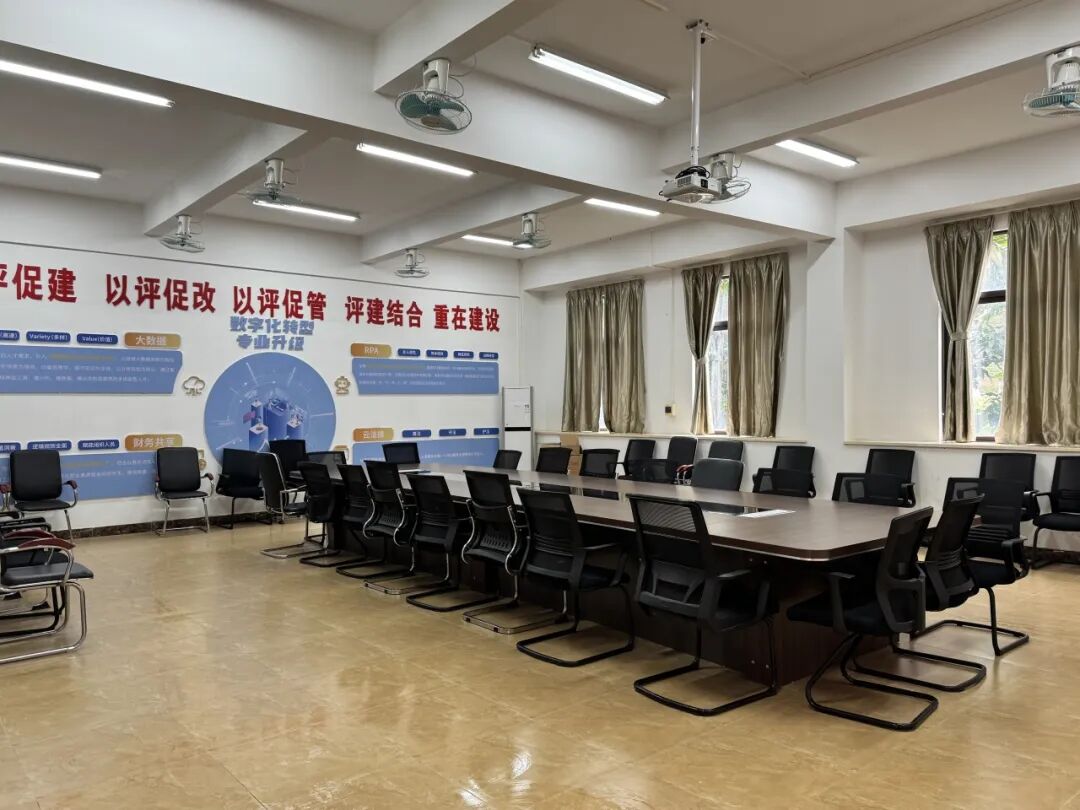 图片 10 图片 10